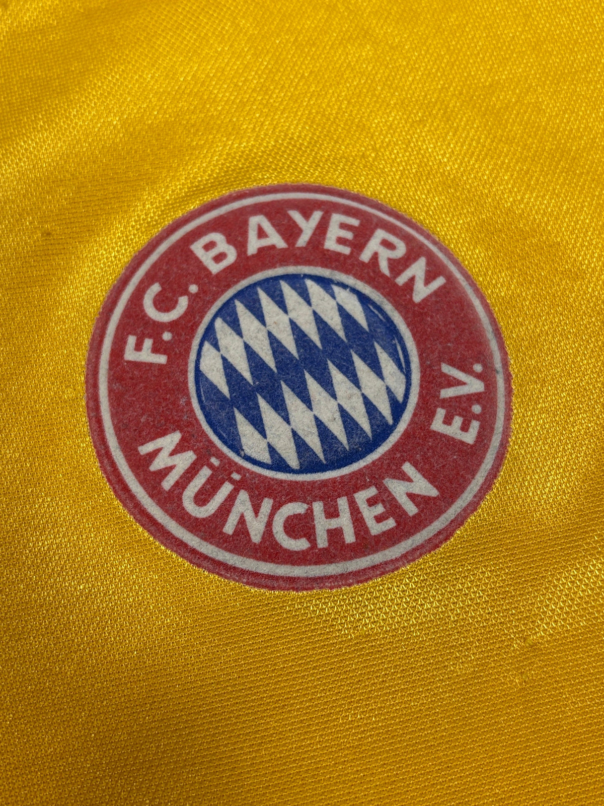 Bayern Munich 1993/94 Away Adidas Football Shirt Large