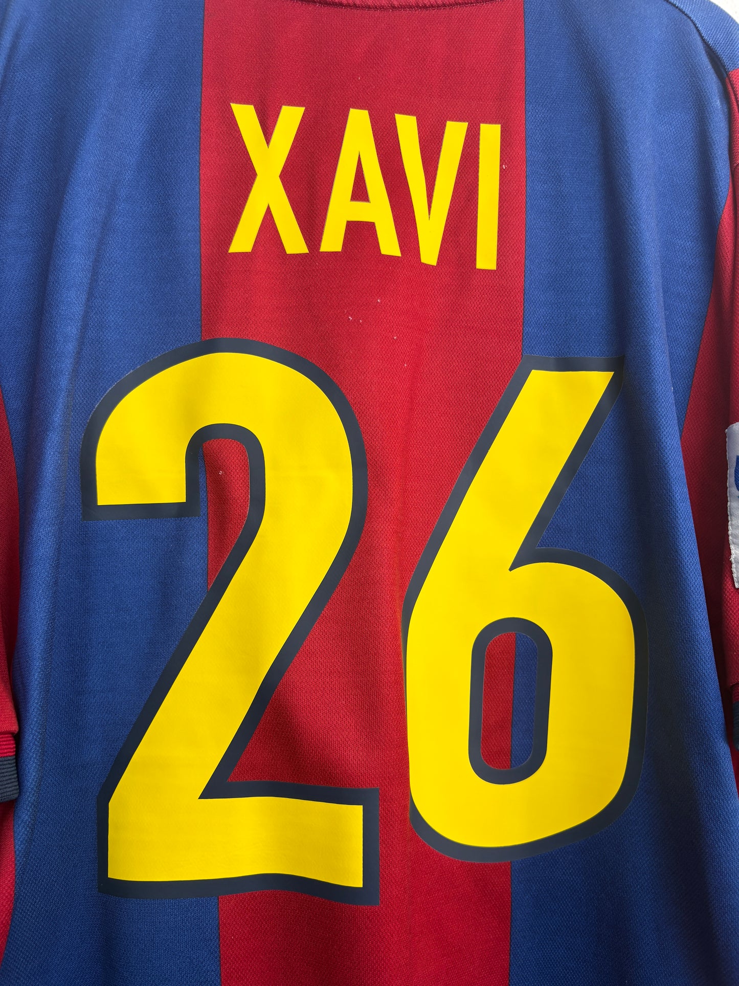 Barcelona 1998/99 Home Extra Large Xavi 26