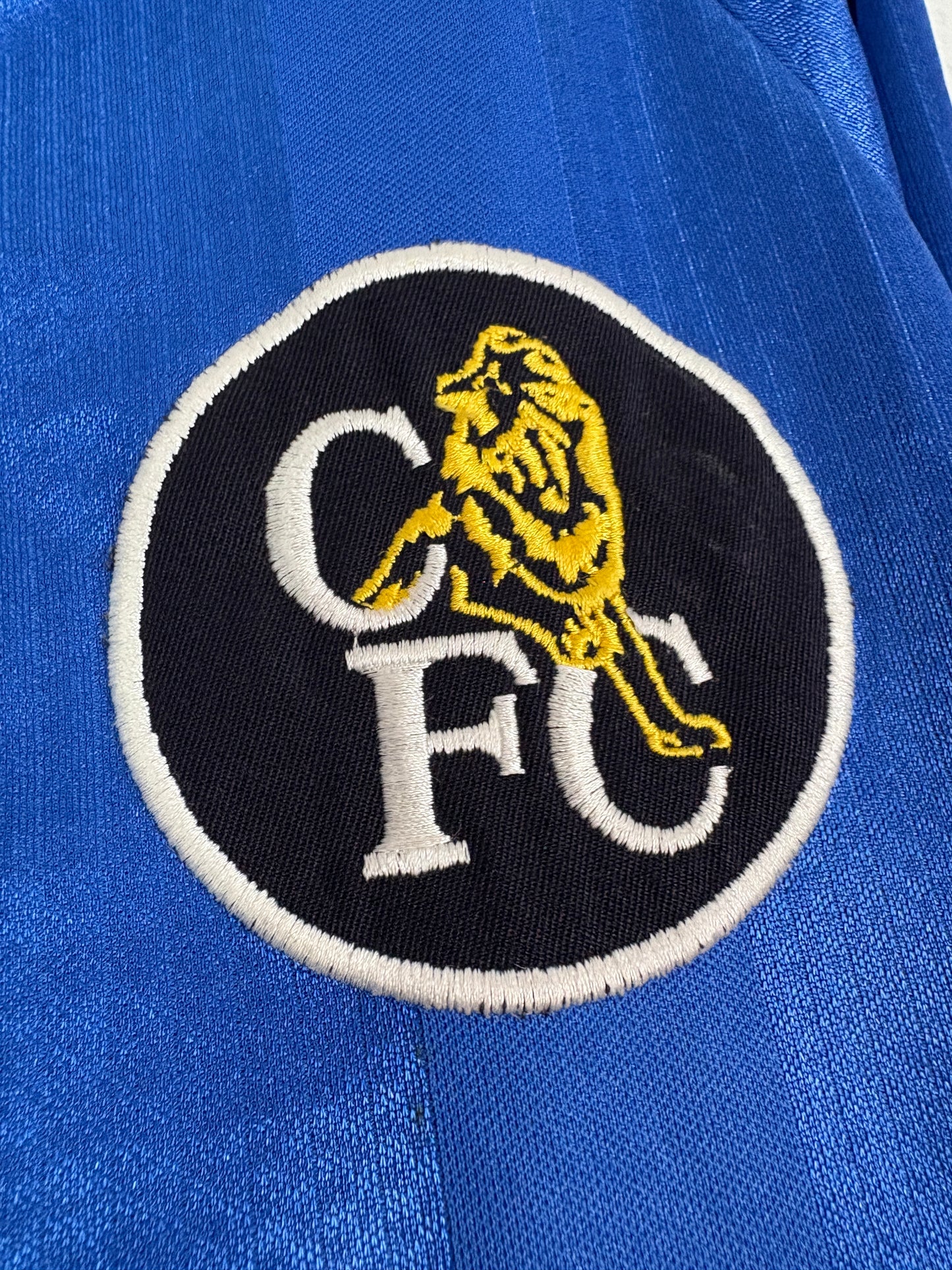 Chelsea 1998/99 Home Umbro Football Shirt L Zola 25