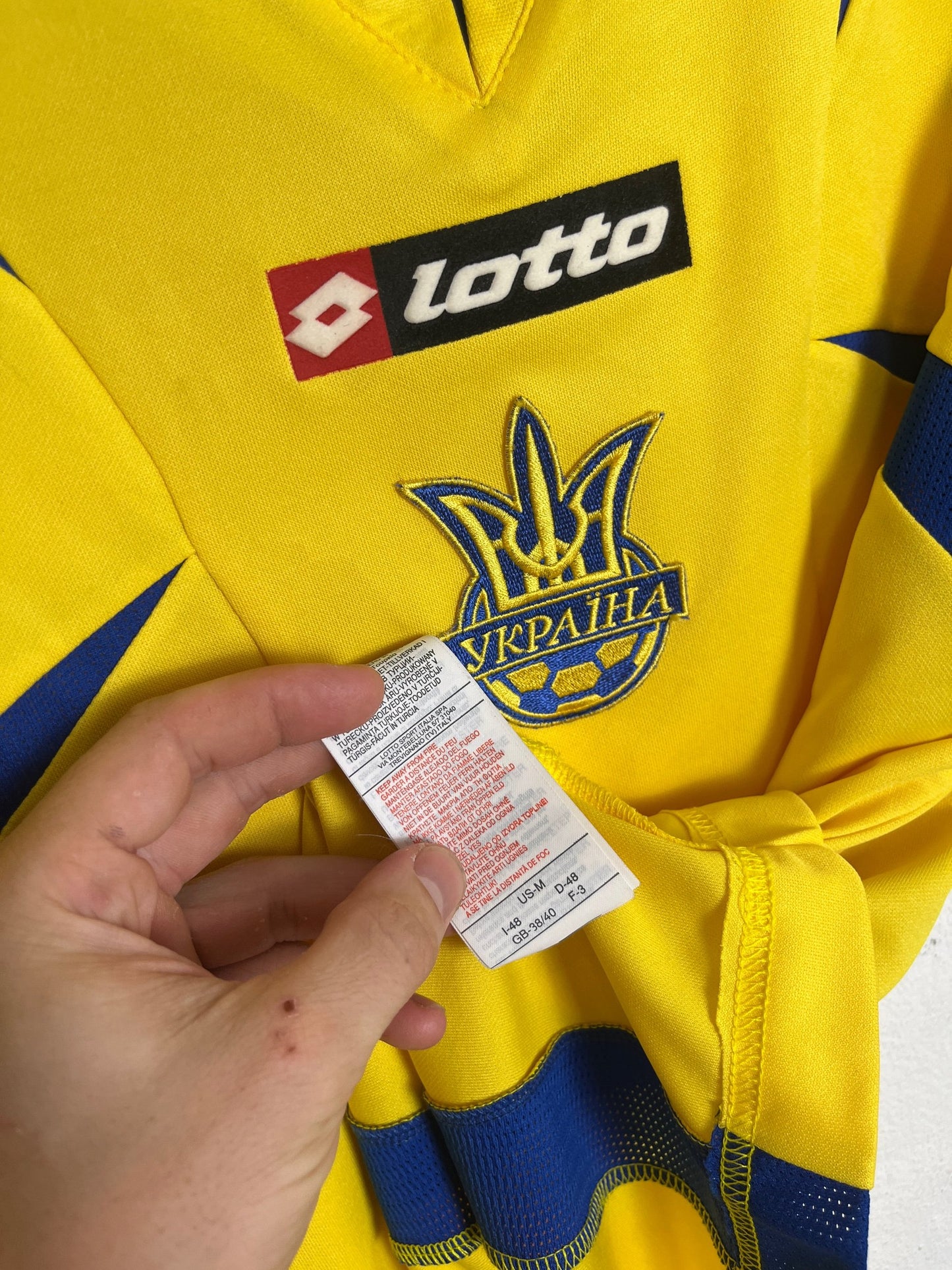 Ukraine 2006 Home Large