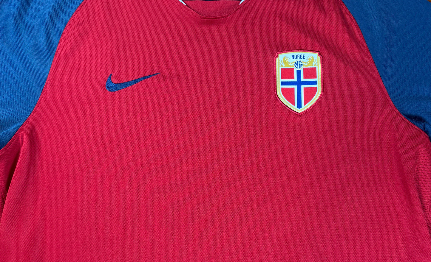 Norway 2018/19 Home Nike Football Shirt Extra Large