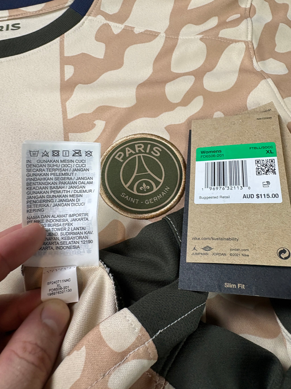 PSG 2023/24 Fourth Nike Football Shirt Women XL
