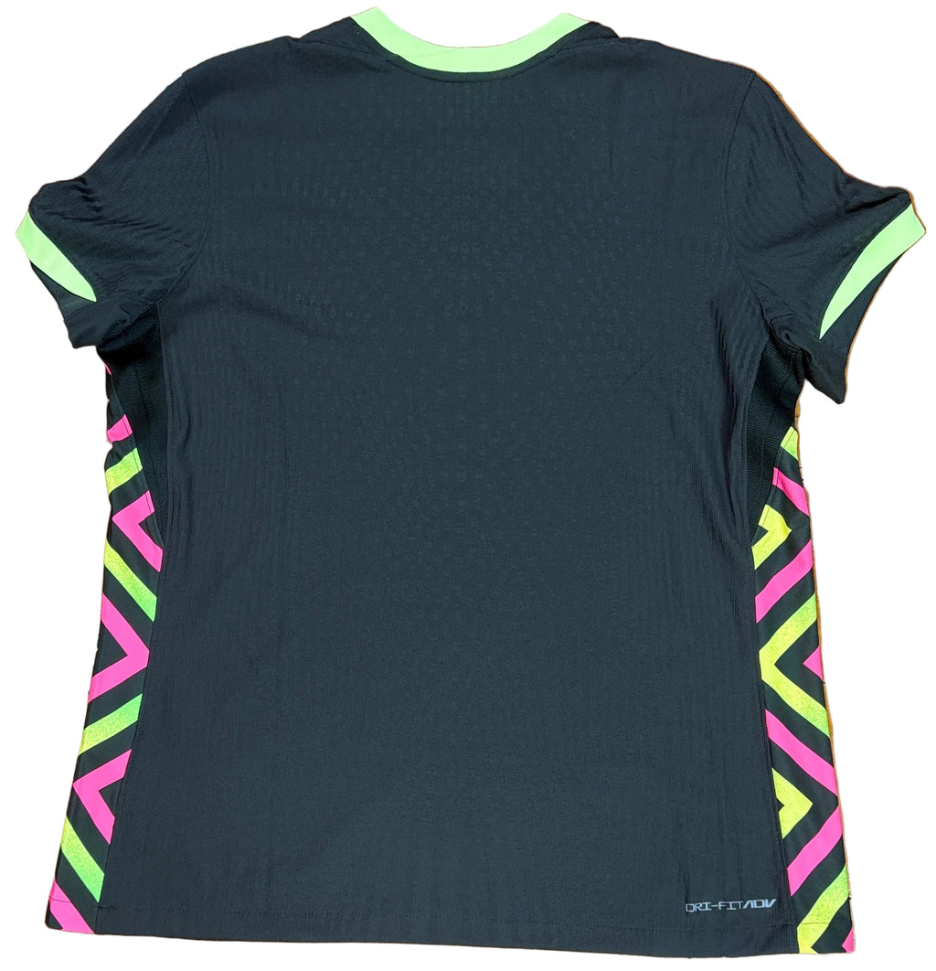 Australia 2025 Away Nike Football Shirt L (Women)