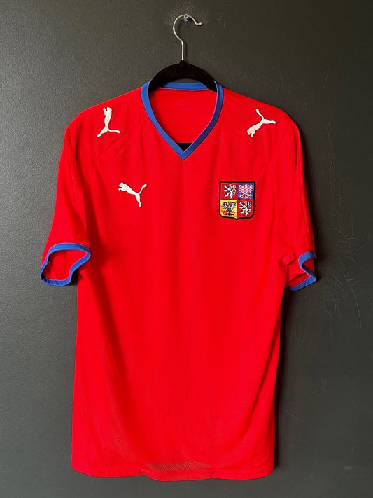 Czech Republic 2008 Home Medium