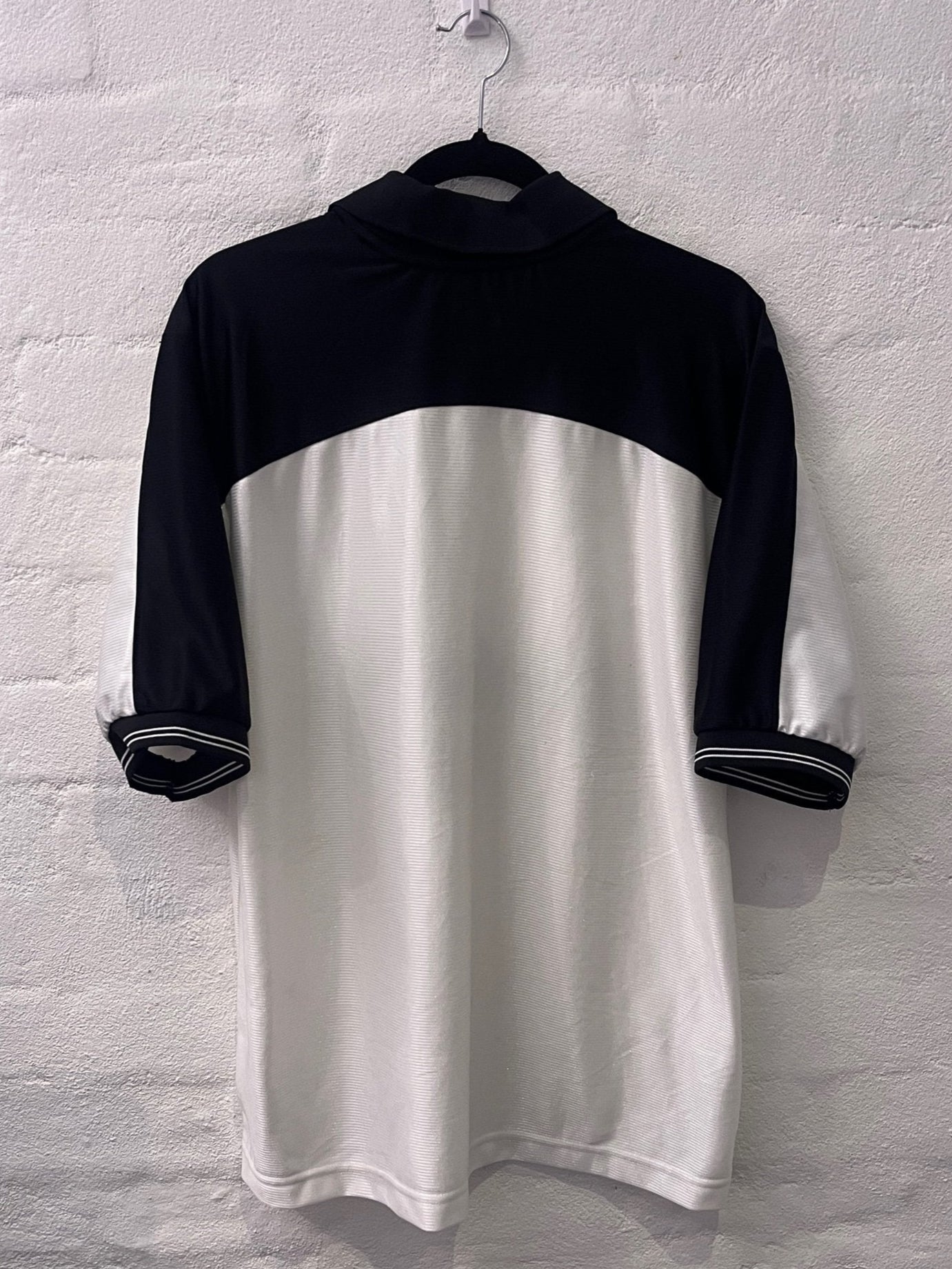 Osnabruck Bundesliga 2	2000/01	Away	Large