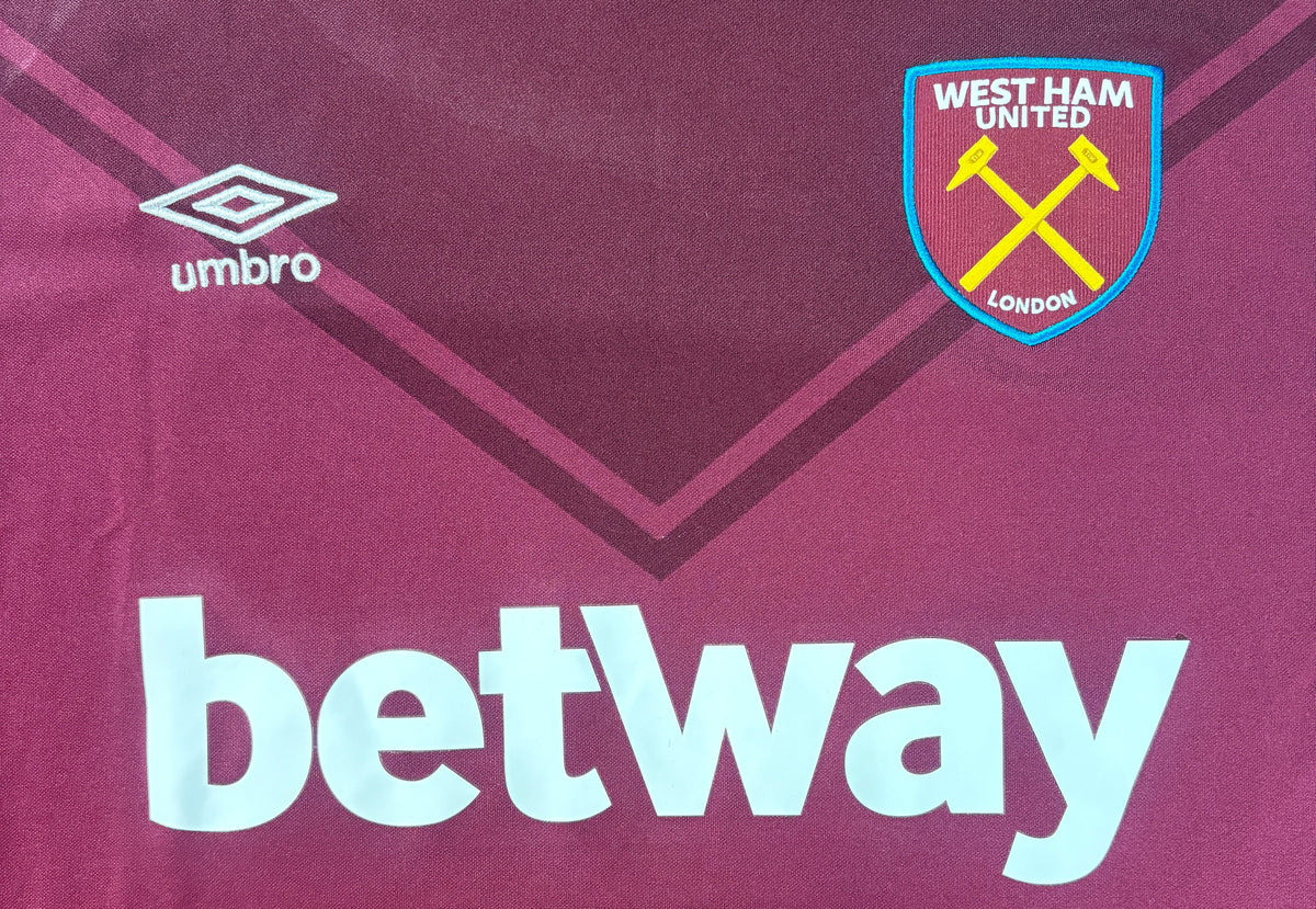 West Ham 2017/18 Home Umbro Football Shirt Extra Large