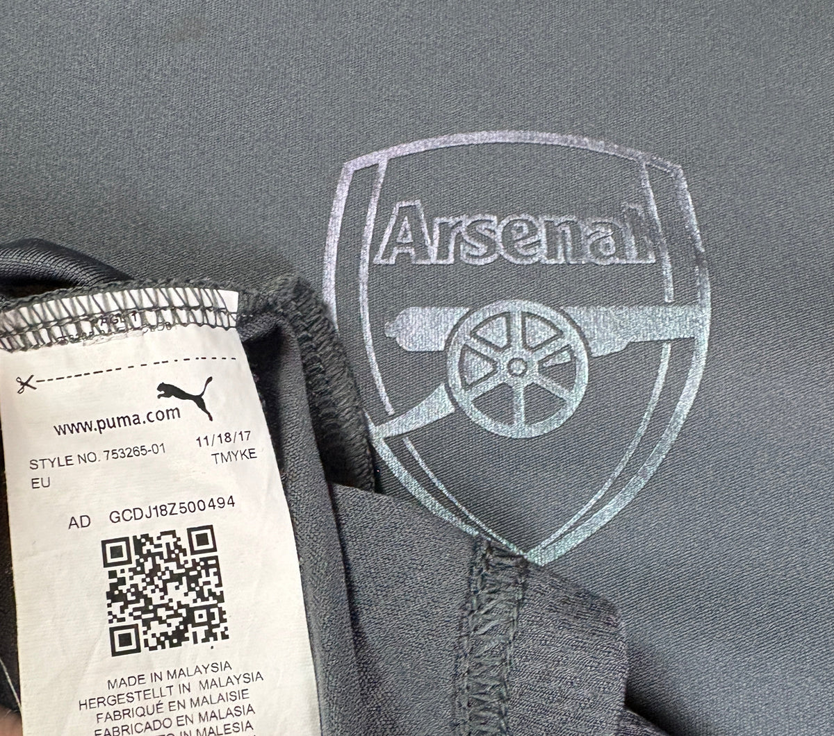 Arsenal 2017/18 Training Puma Football Shirt Medium