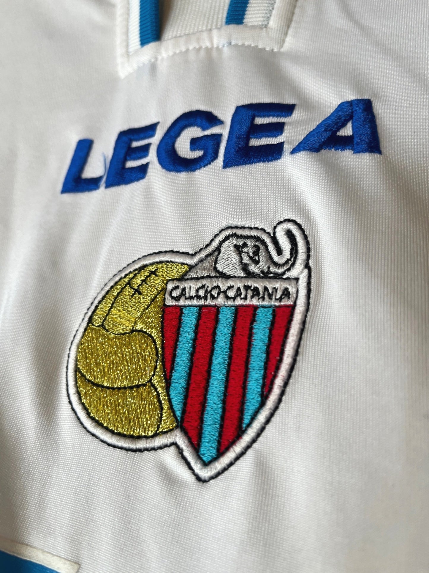 Calcio Catania 2005/06 Away Medium