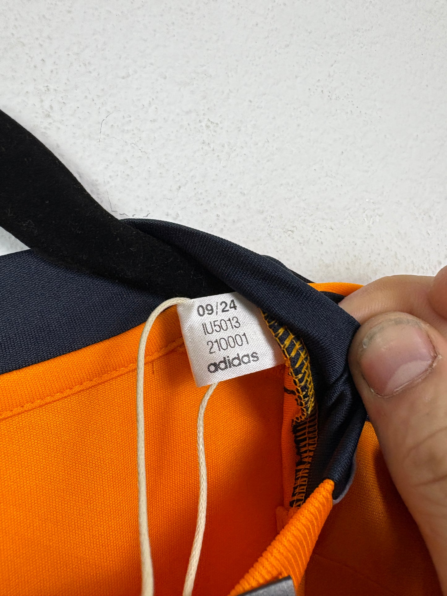 Real Madrid 2024/25 Away Adidas Football Shirt L Valverde 8