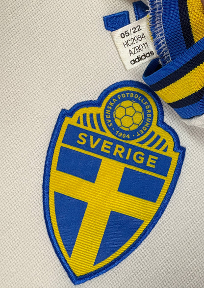 Sweden 2022 Away Adidas Football Shirt Small