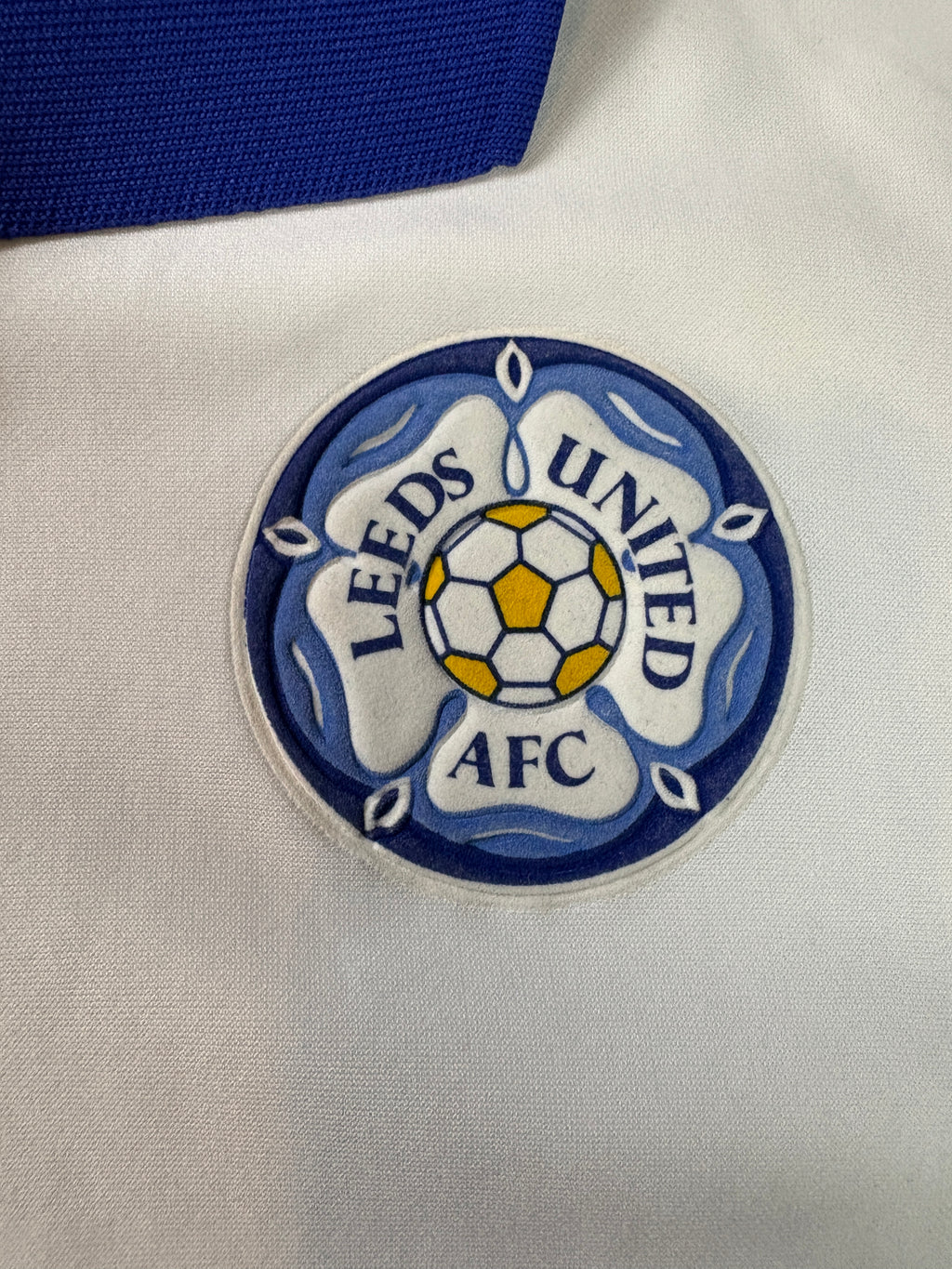 Leeds 1994/95 Home Asics Football Shirt Extra Large