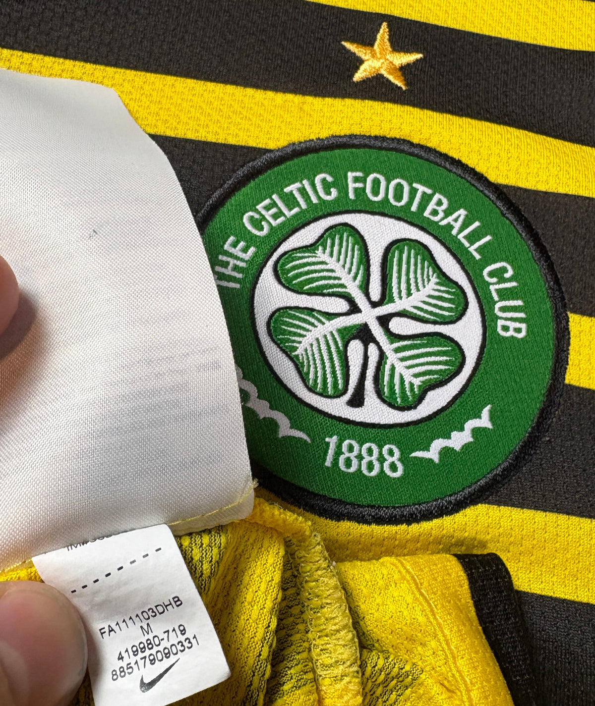 Celtic 2011/12 Away Nike Football Shirt Medium Forrest 49