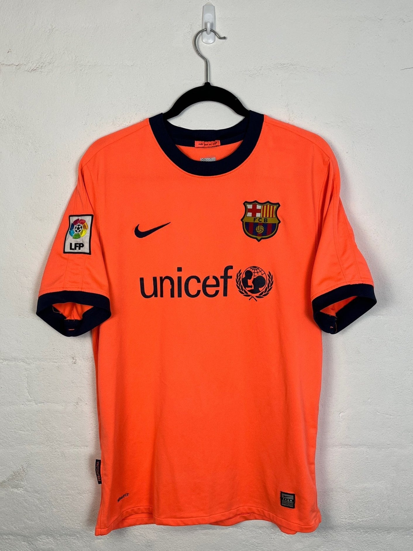 Barcelona 2010/11	Away Large