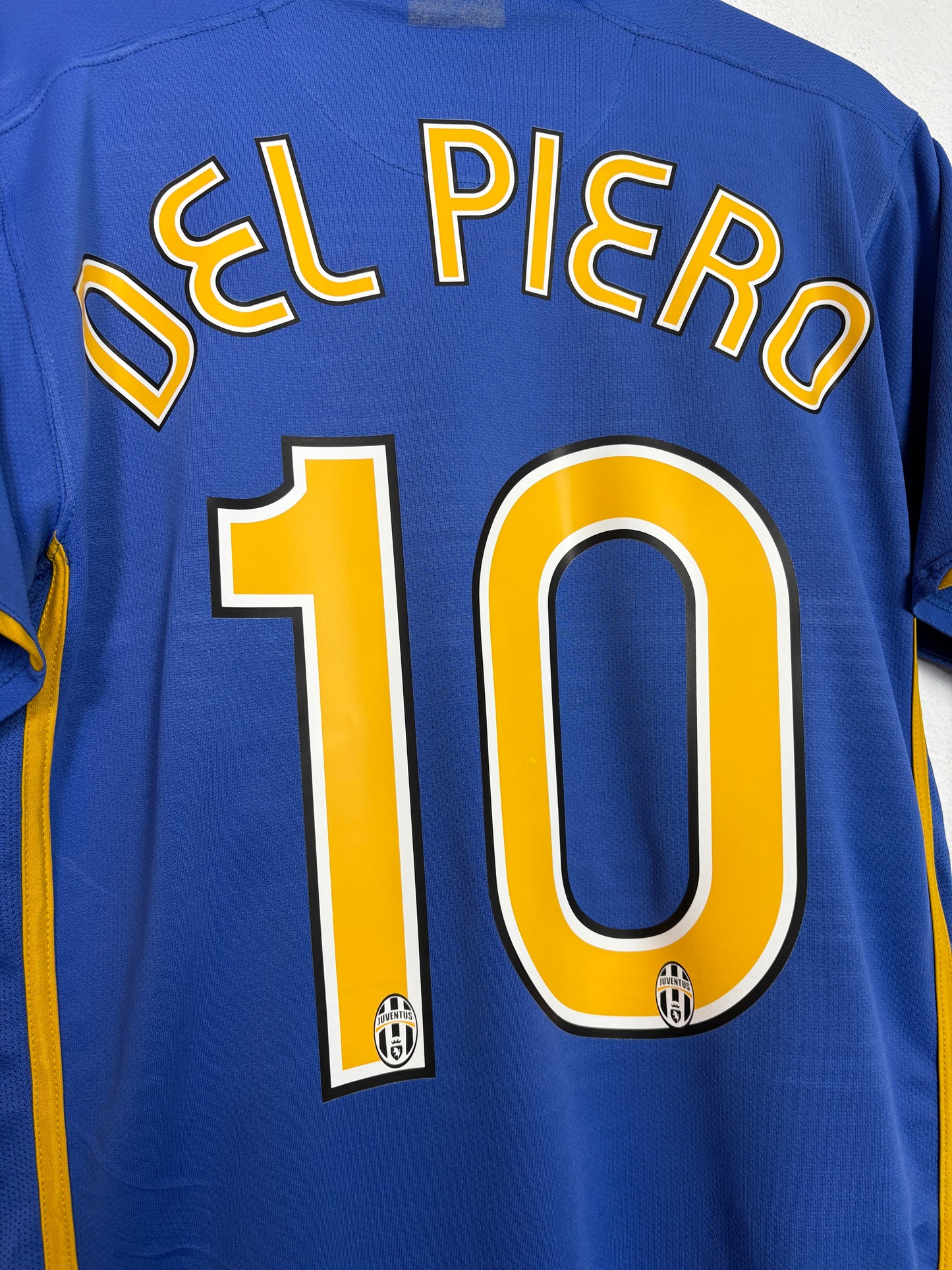 Juventus 2008/09 Away M Del Piero 10