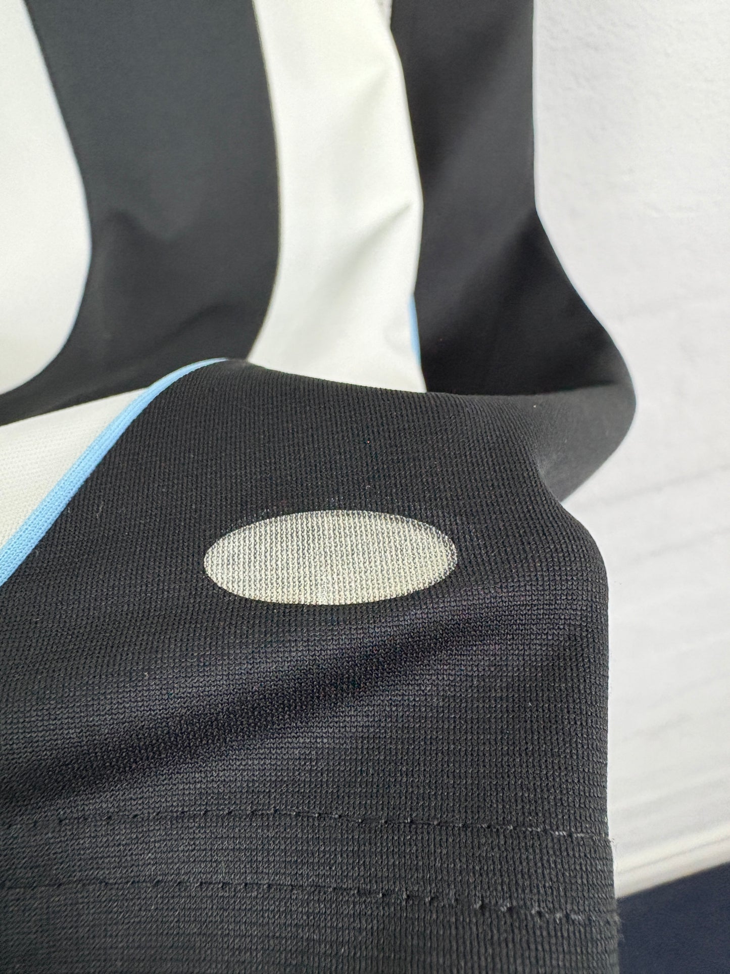 Newcastle United 2007/09 Home Adidas Football Shirt XL Viduka 36