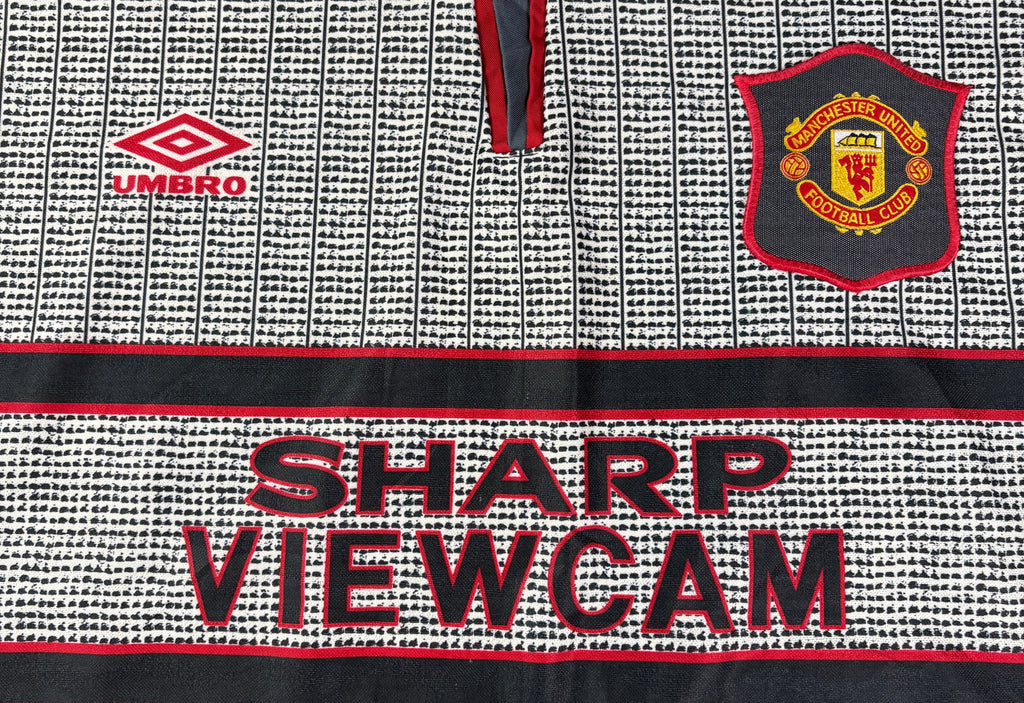 Manchester United 1995/96 Away Umbro Football Shirt Large