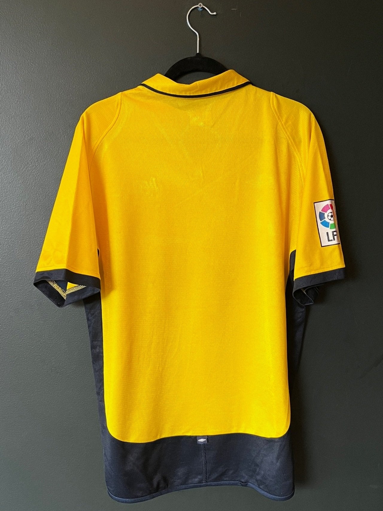 Alaves 2002/03 Away Large
