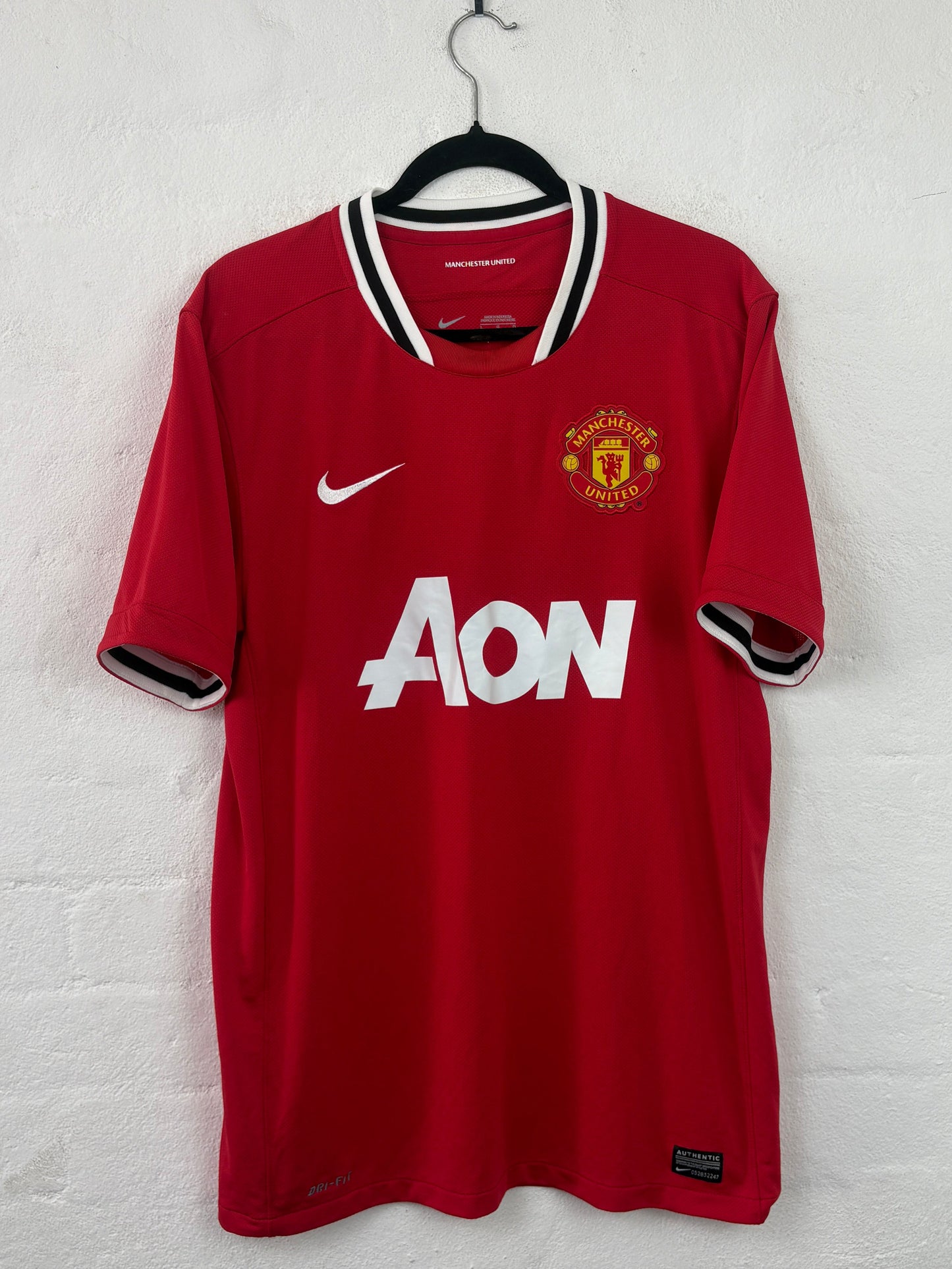 Manchester United 2011/12 Home Nike Football Shirt L Nani 17