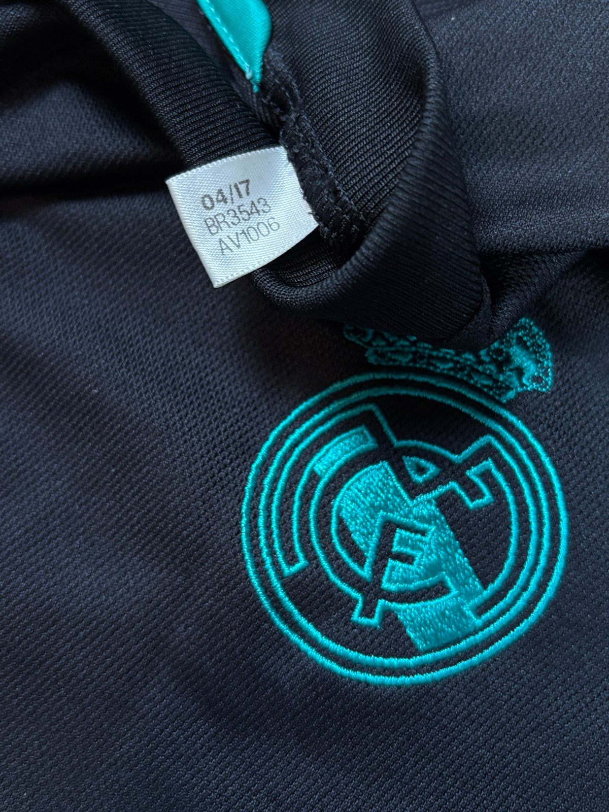 Real Madrid 2017/18 Away Adidas Football Shirt Medium Ronaldo 7