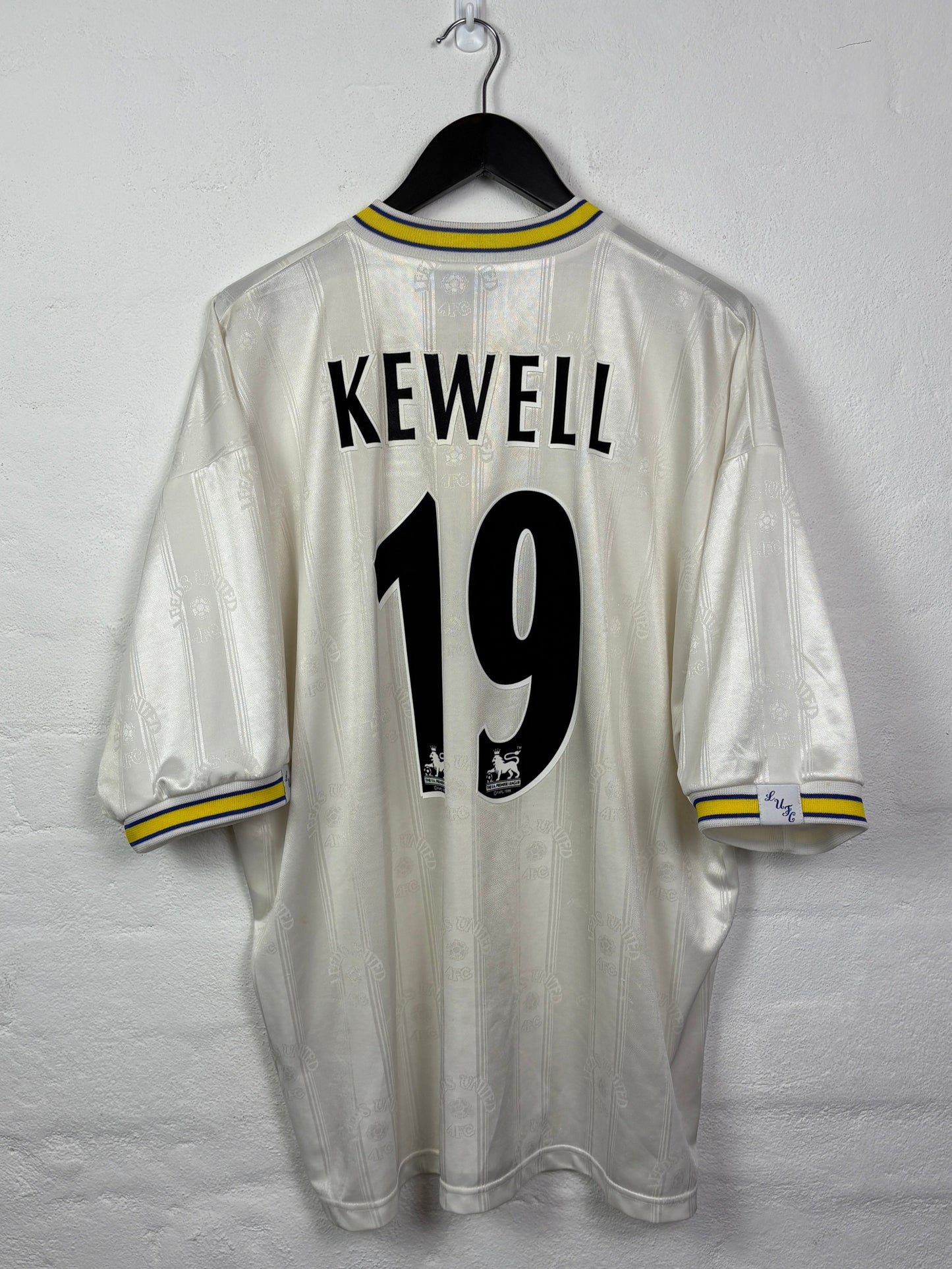 Leeds 1997/98 Home Extra Large Kewell 19