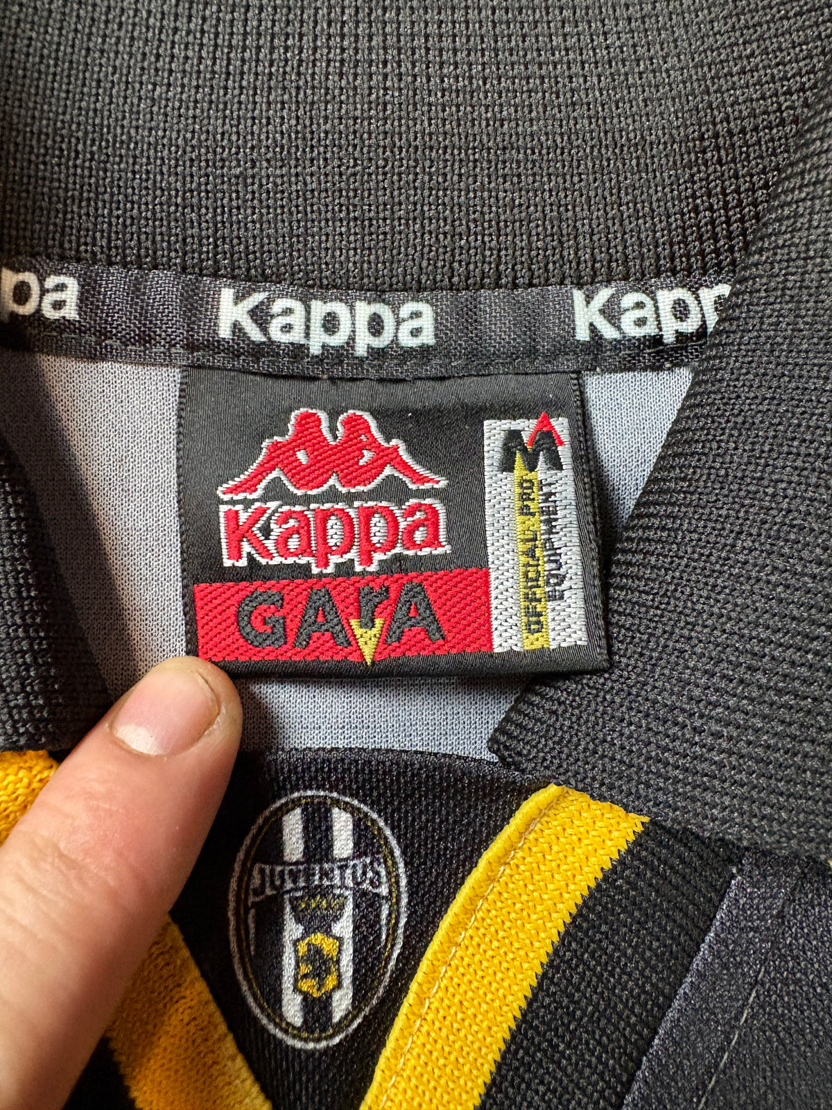 Juventus 1995/96 Third Kappa Football Shirt Medium