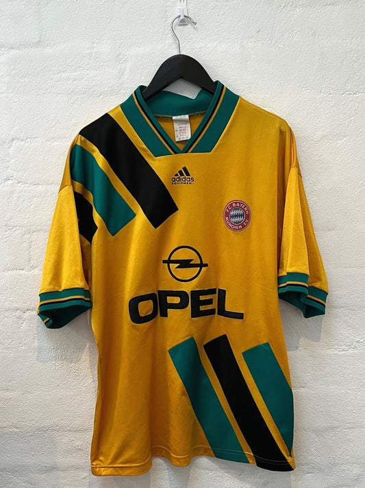 Bayern Munich 1993/94 Away Large