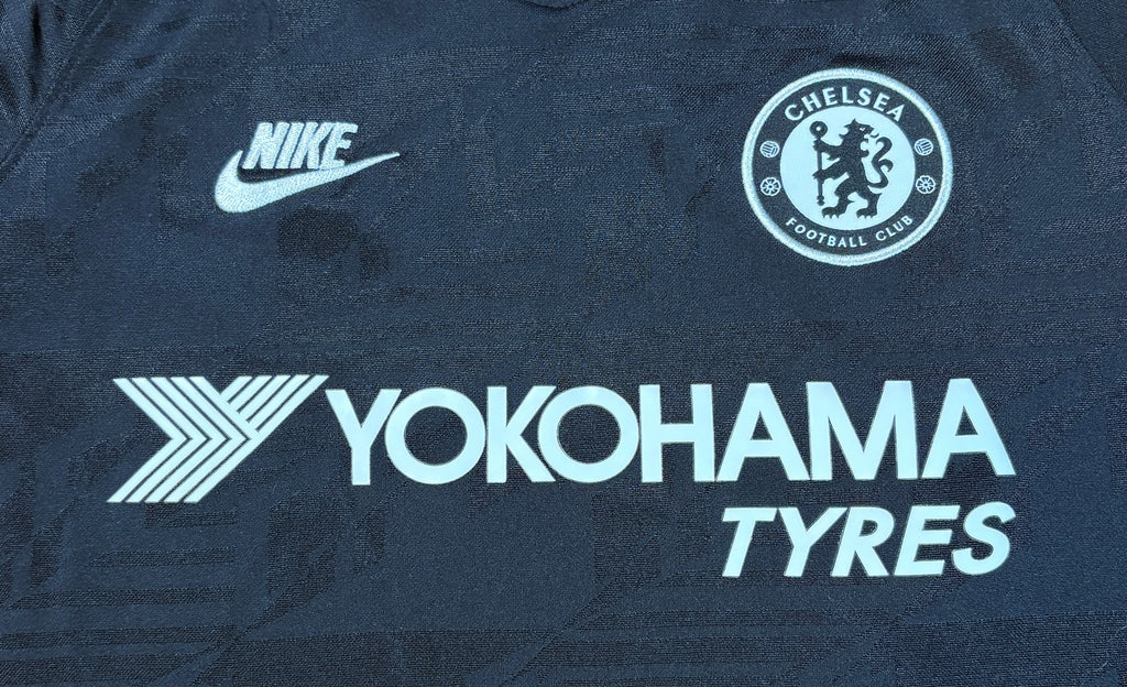 Chelsea 2019/20 Away Nike Football Shirt Large (Boys)