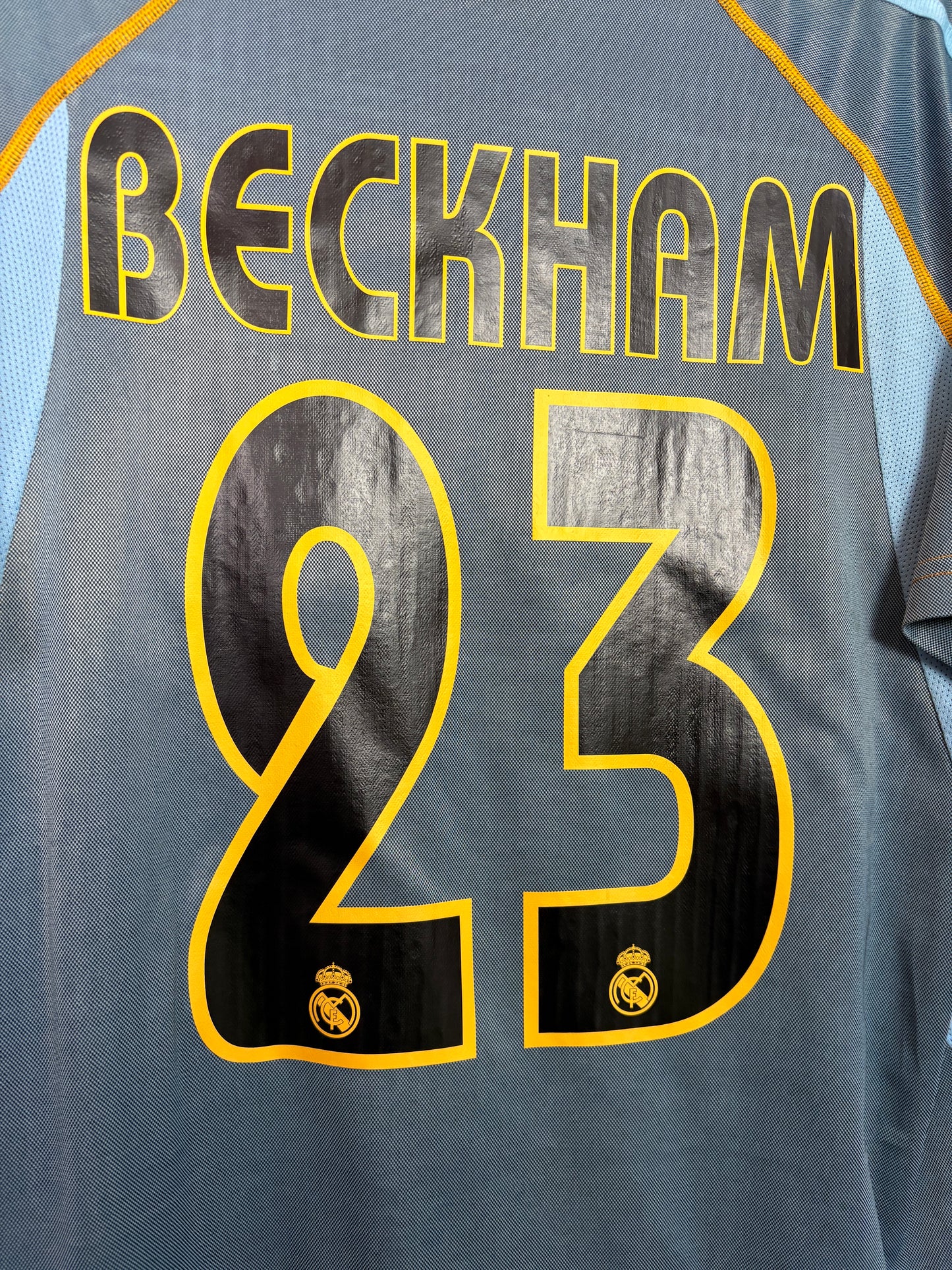 Real Madrid 2003/04 Third	S Beckham 23