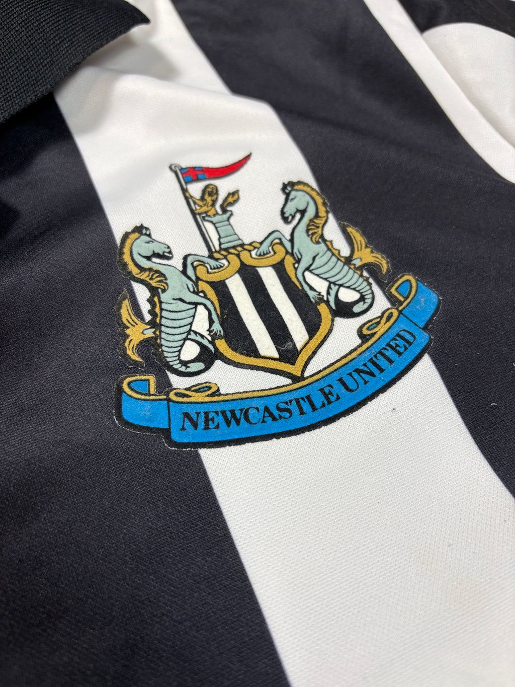 Newcastle 1993/95 Home Asics Football Shirt Large