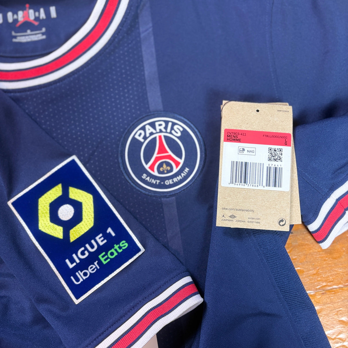 PSG 2021/22 Home Nike Football Shirt Large Messi 30