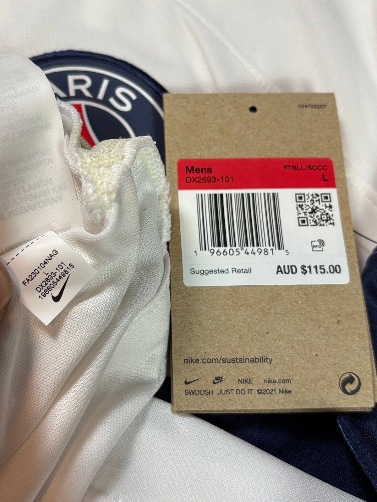 PSG 2023/24 Away Nike Football Shirt Large Mbappe 7