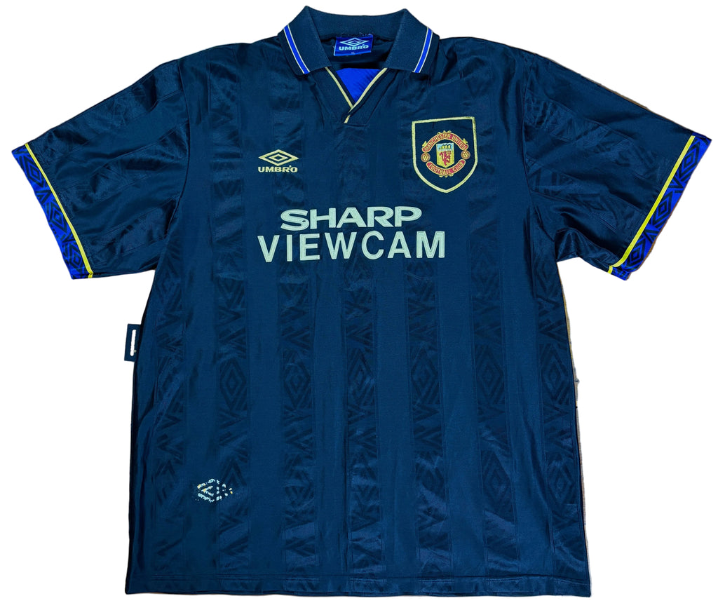 Manchester United 1993/95 Away Umbro Football Shirt Extra Large Cantona 7