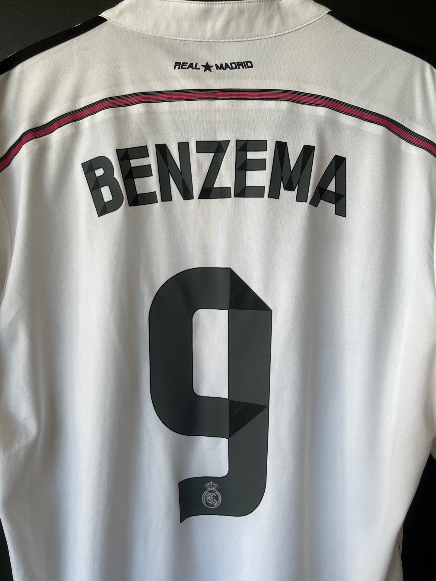 Real Madrid 2014/15 Home L Benzema 9