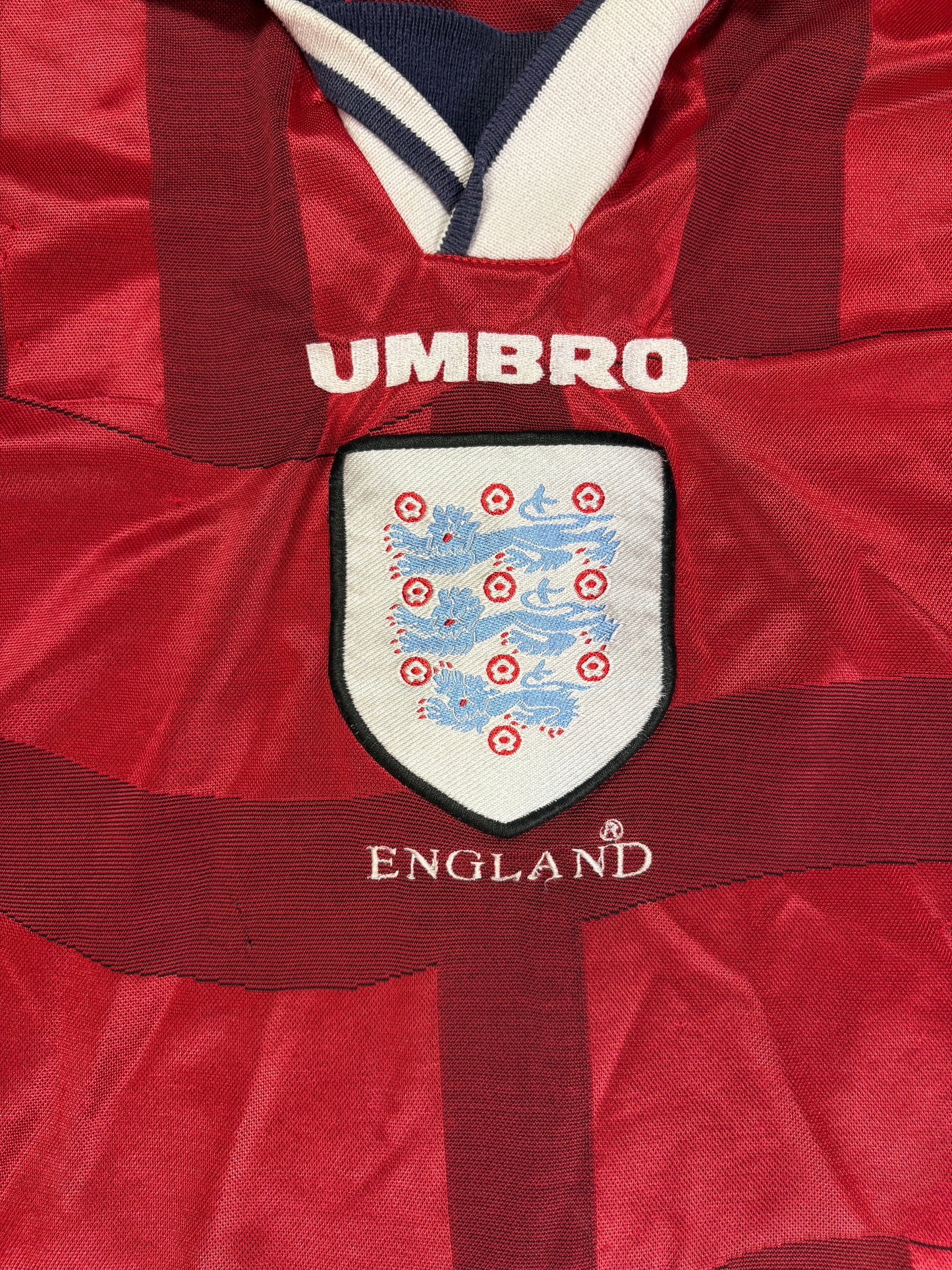 England 1998 Away Umbro Football Shirt Medium