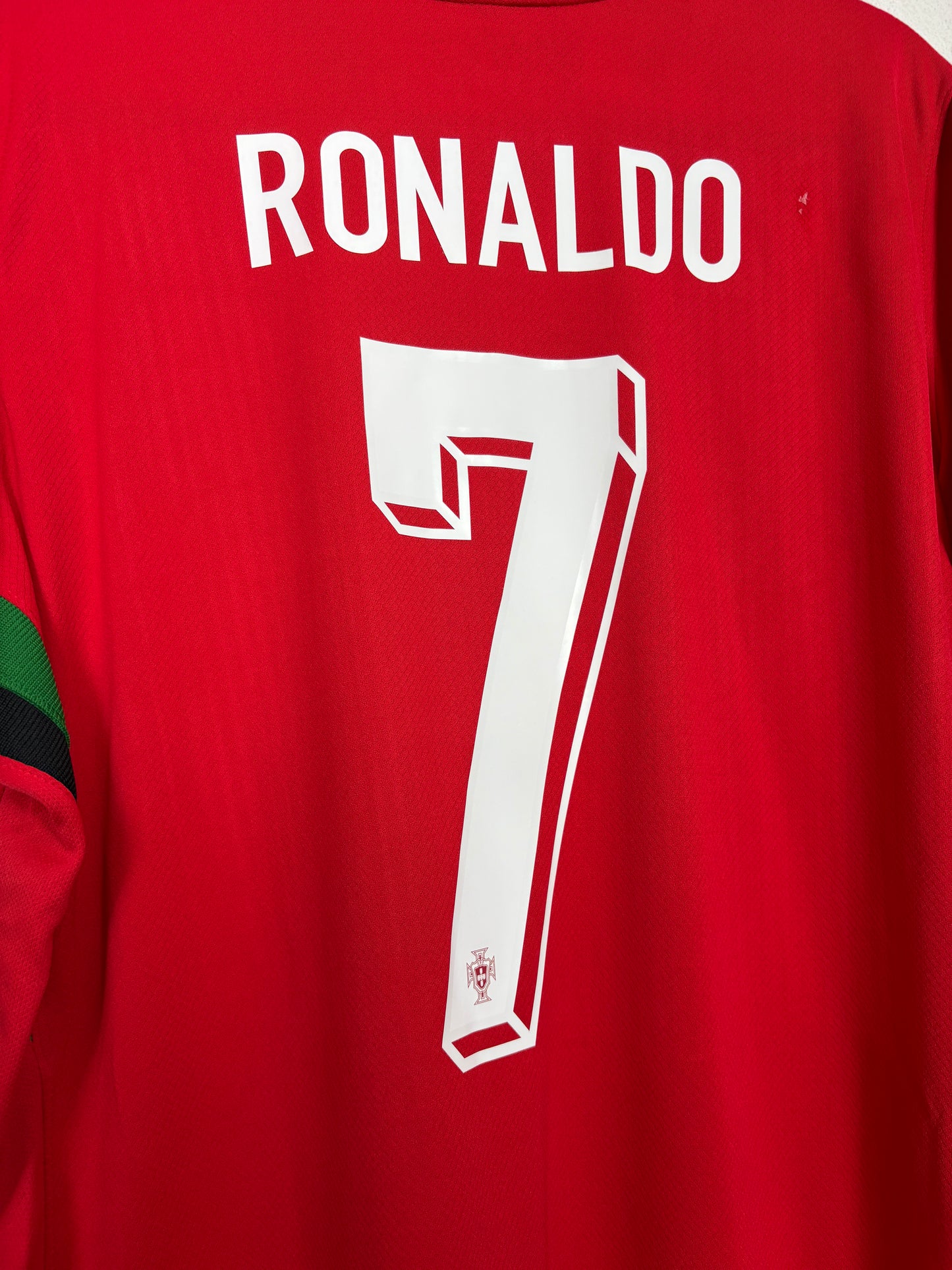 Portugal	2024 Home (W) XL Ronaldo 7