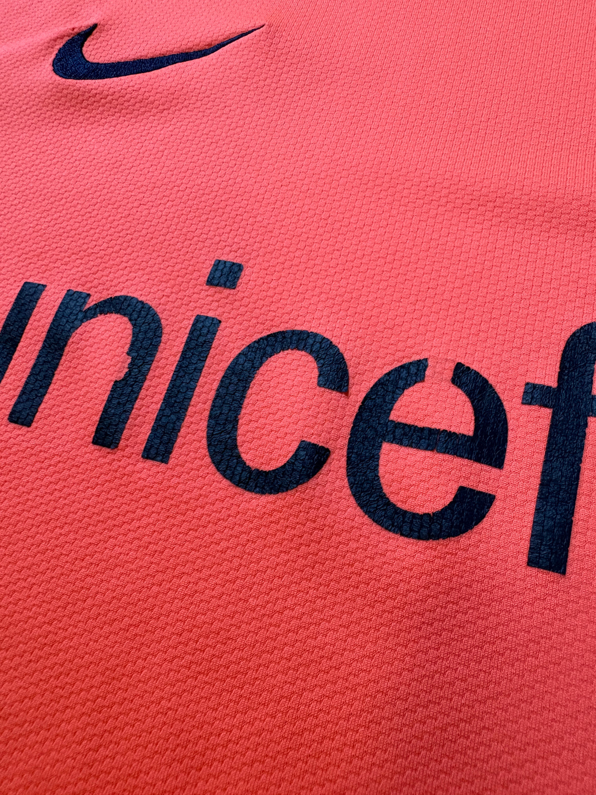 Barcelona 2010/11 Away Nike Football Shirt Large