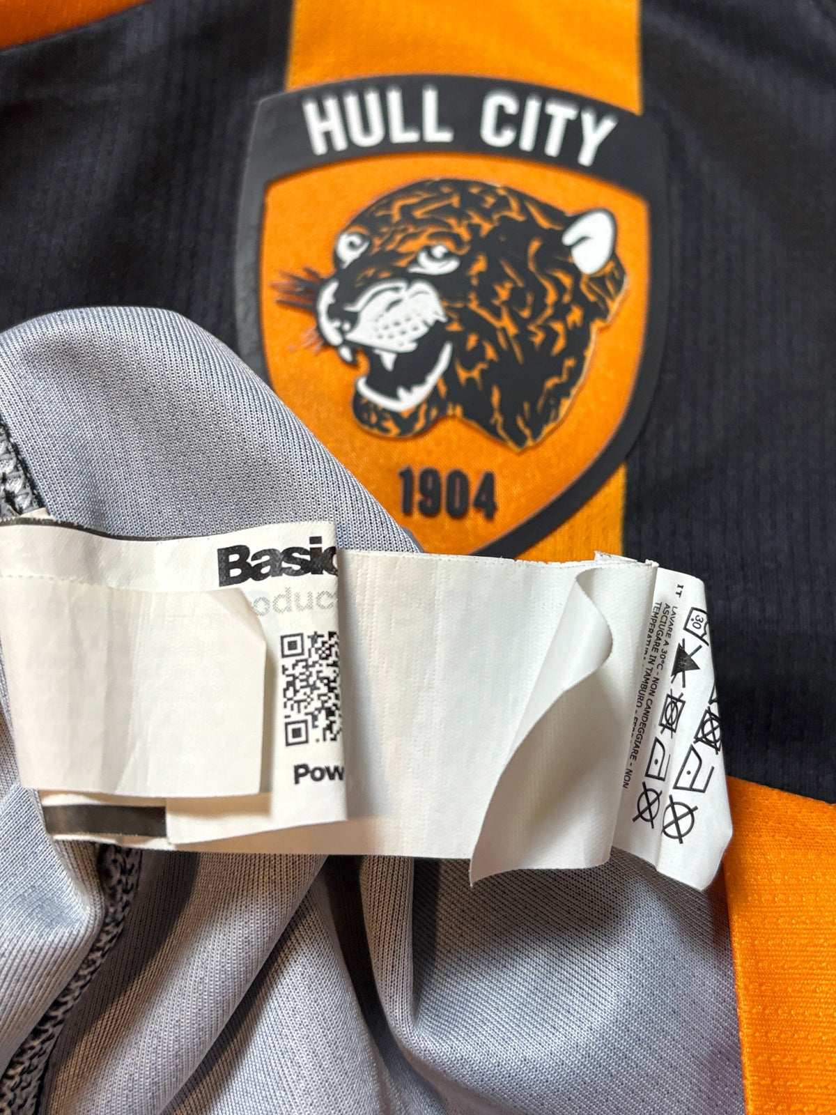 Hull City 2023/24 Home Kappa Football Shirt Large Seri 24