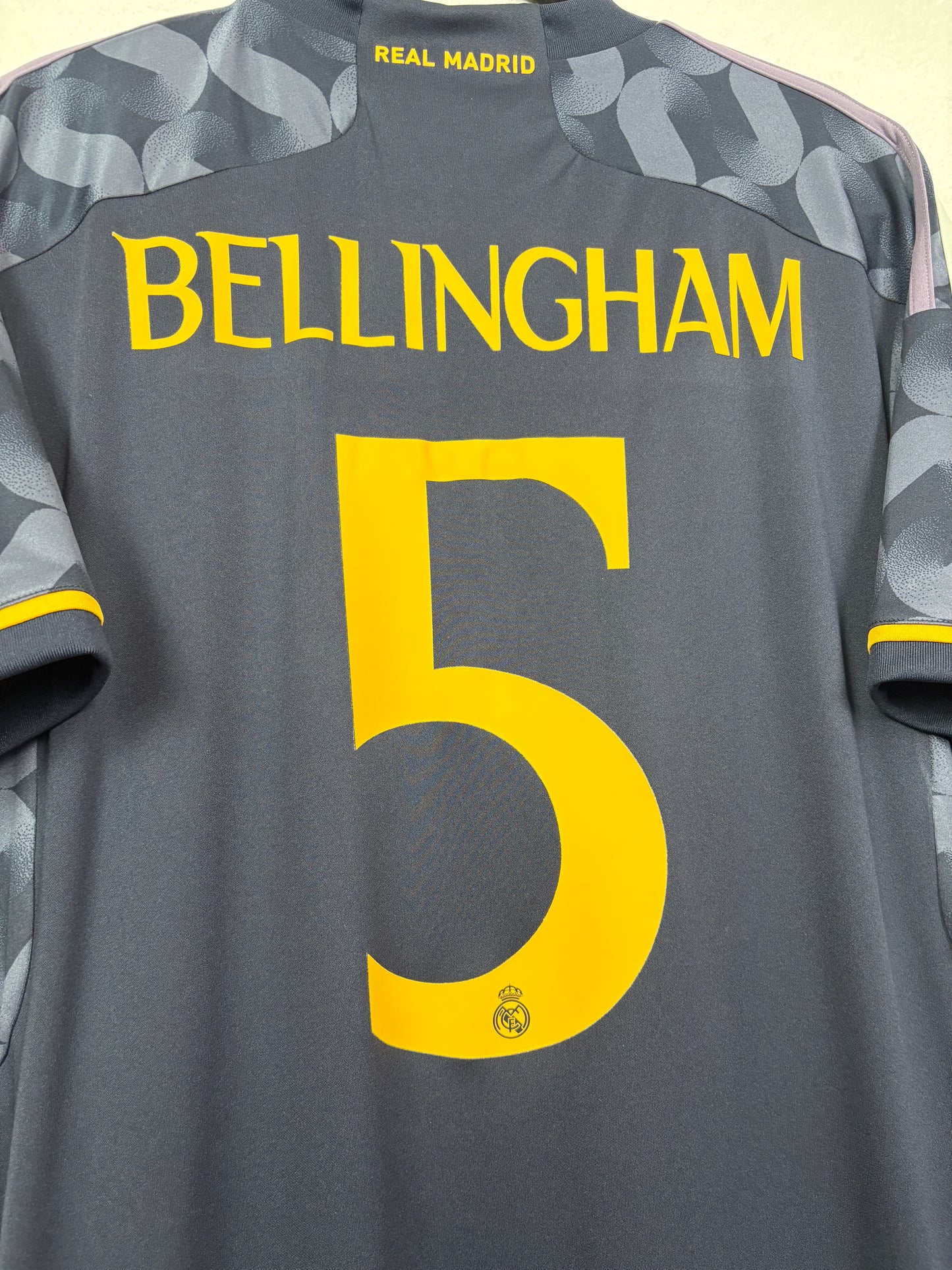 Real Madrid 2023/24 Away Adidas Football Shirt XL Bellingham 5