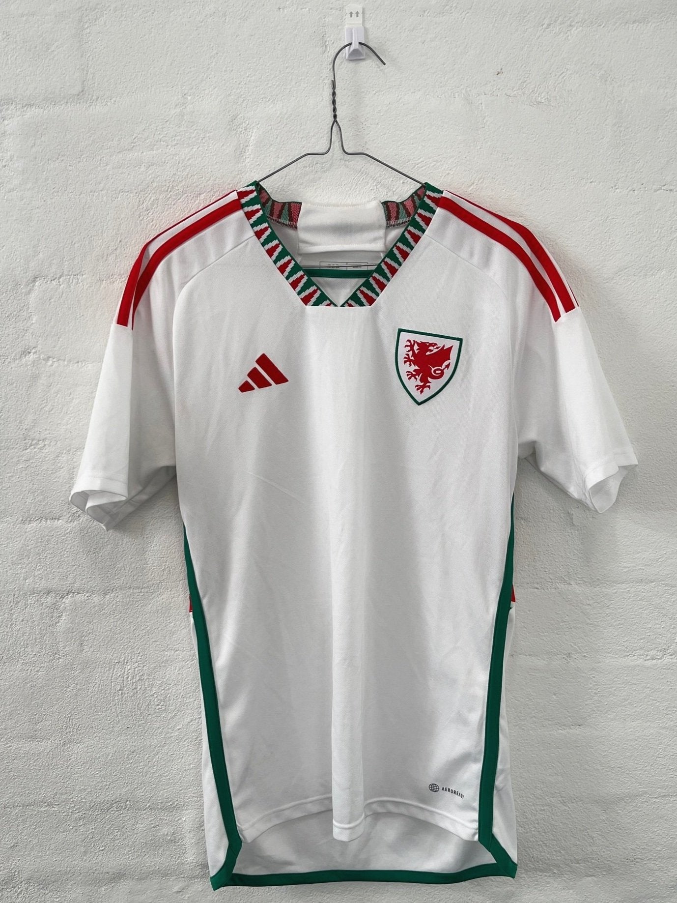 Wales 2022 Away Small