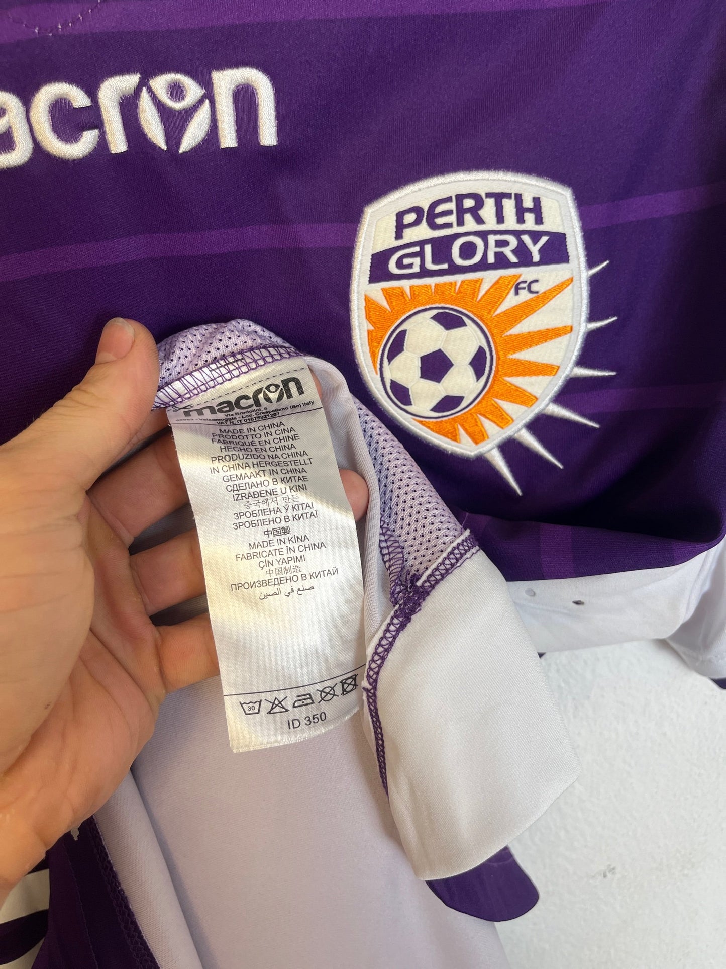 Perth Glory 2017/18 Home Medium Taggart 44