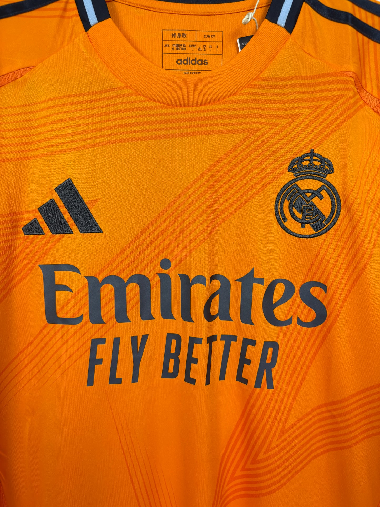 Real Madrid 2024/25 Away Adidas Football Shirt L Valverde 8