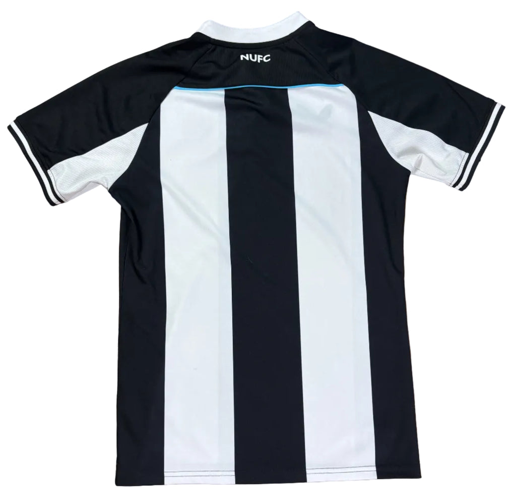 Newcastle United 2021/22 Home Castore Football Shirt Small