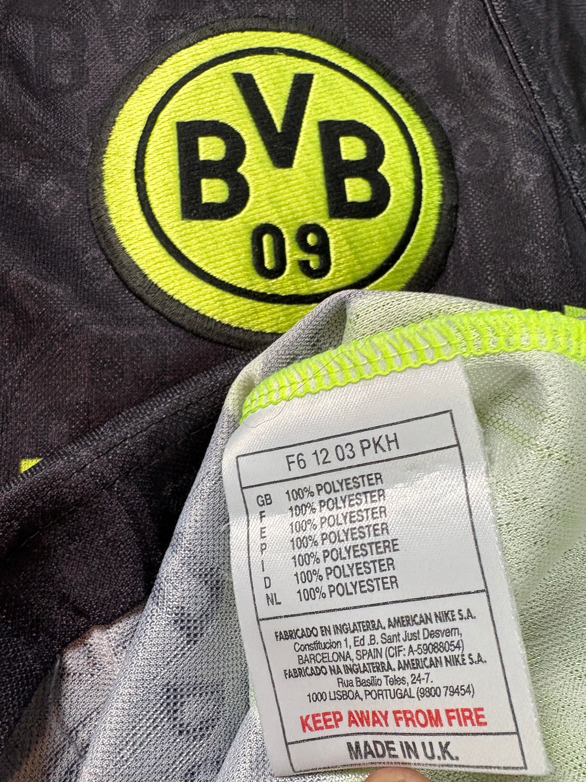 Dortmund 1996/97 Away Nike Football Shirt Small