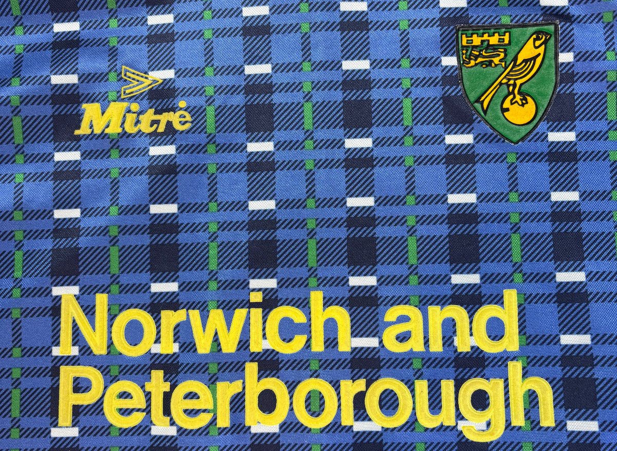 Norwich 1995/96 Away Mitre Football Shirt Medium