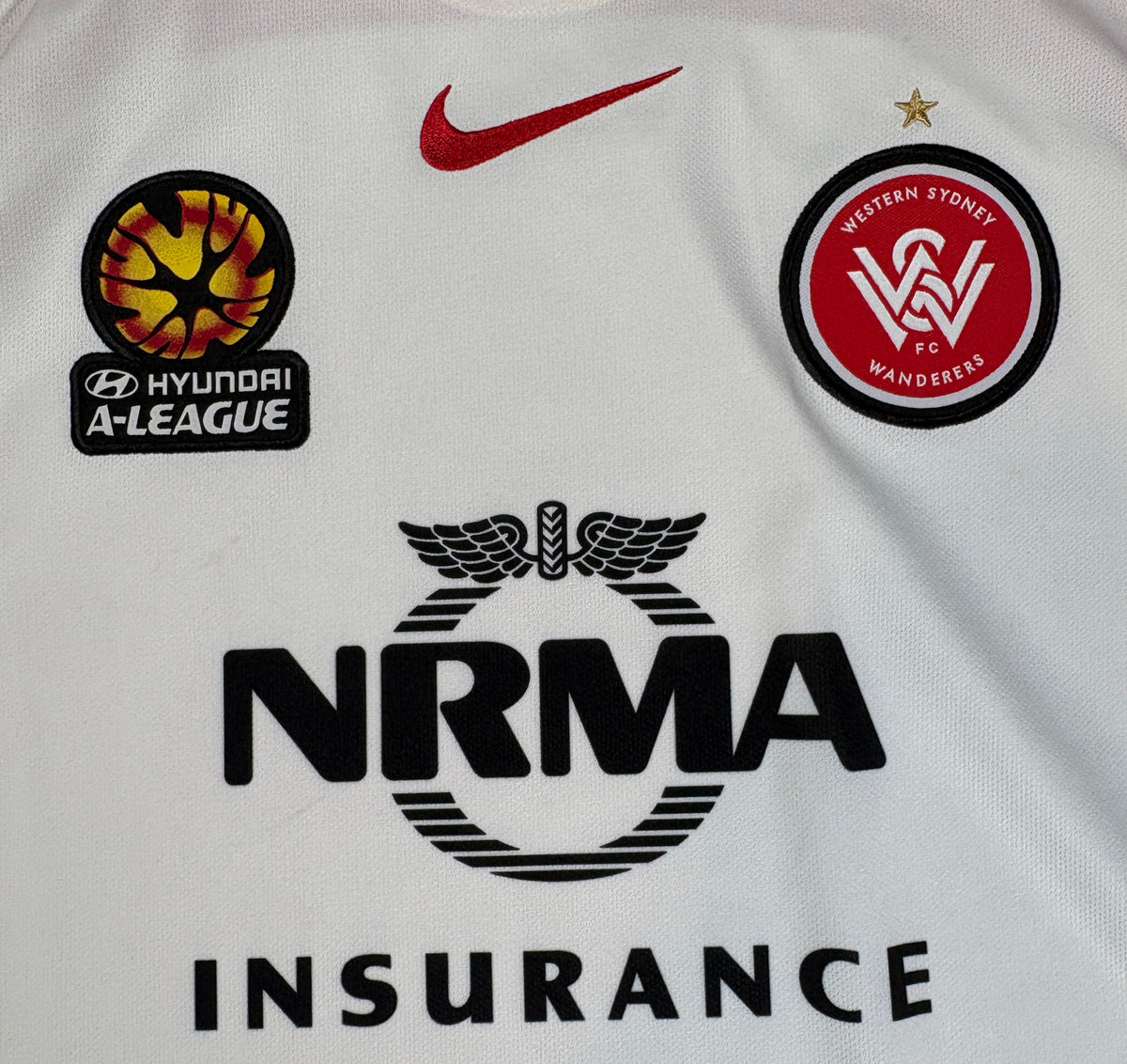 Wester Sydney 2016/17 Away Nike Football Shirt Medium