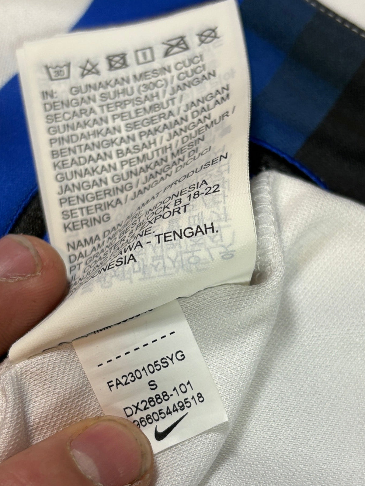 Inter Milan 2023/24 Away Nike Football Shirt Small Martinez 10