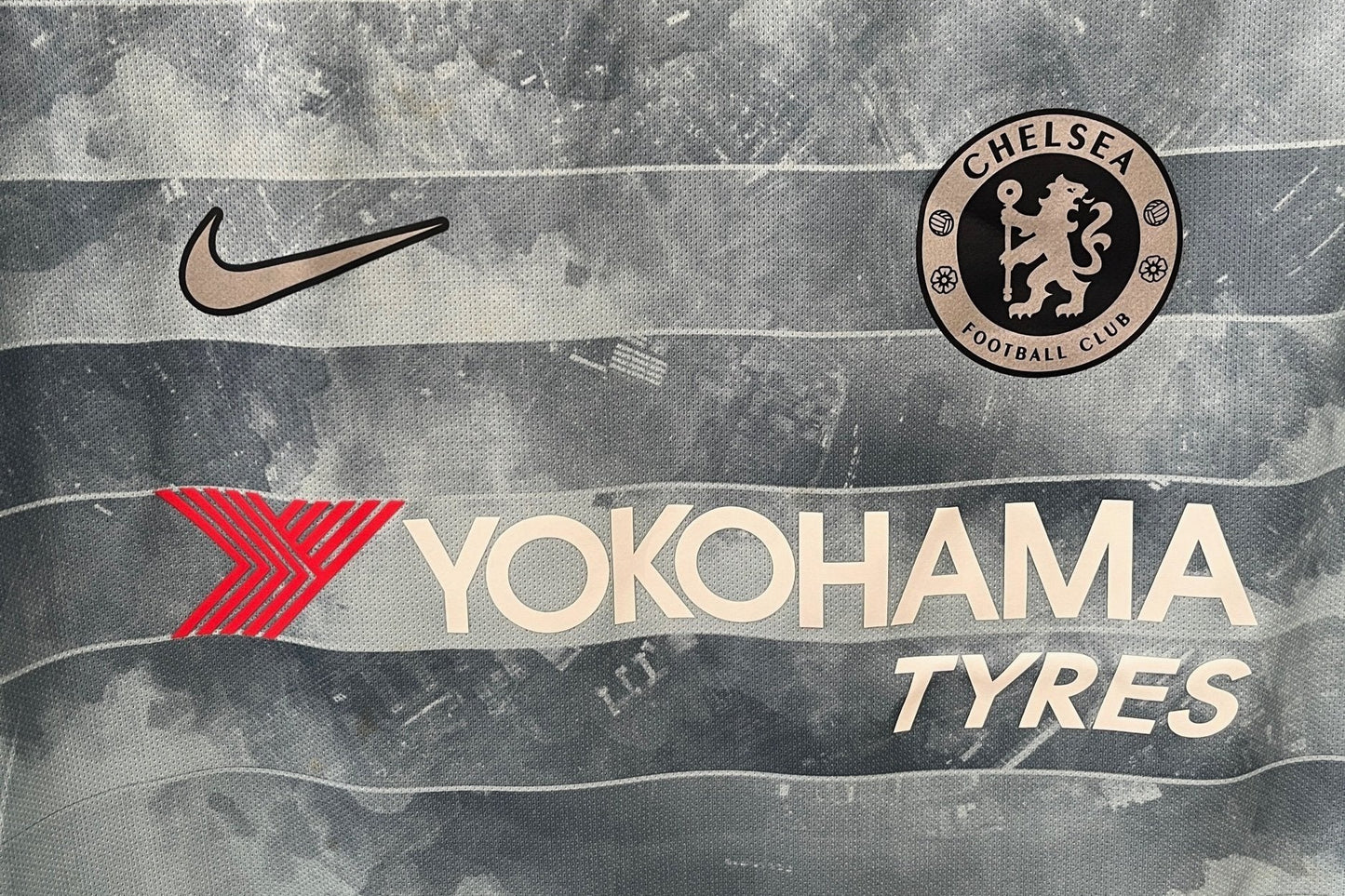 Chelsea 2018/19 Third Medium Hazard 10