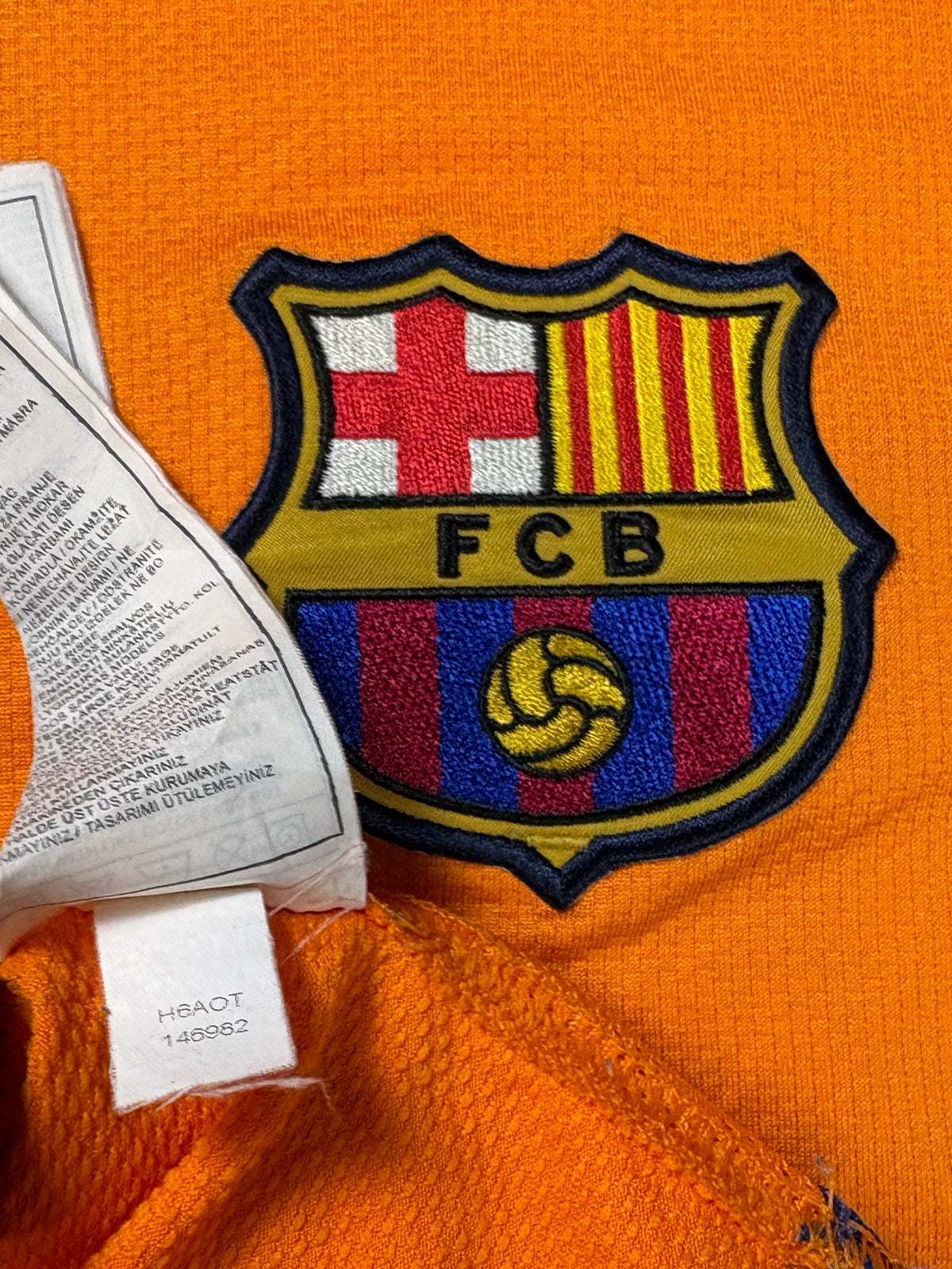 Barcelona 2006/07 Away Nike Football Shirt Medium