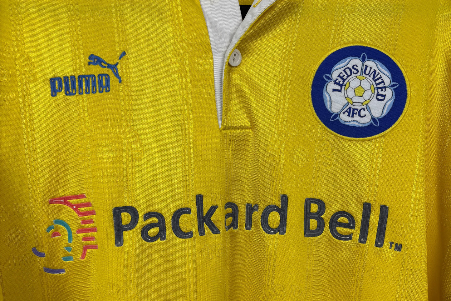 Leeds 1997/98 Away Large Kewell 19