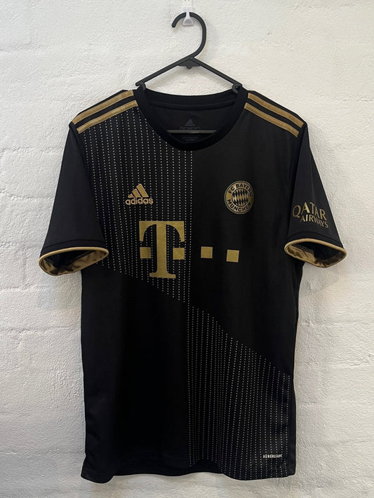 Bayern Munich 2021/22 Away Medium